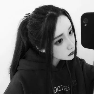 购物中心停车场